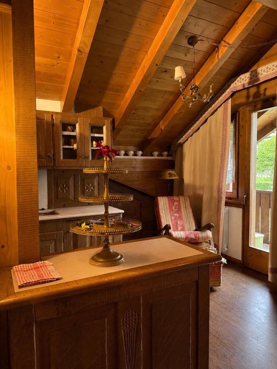 Kitchen or kitchenette, Living room, Dining area