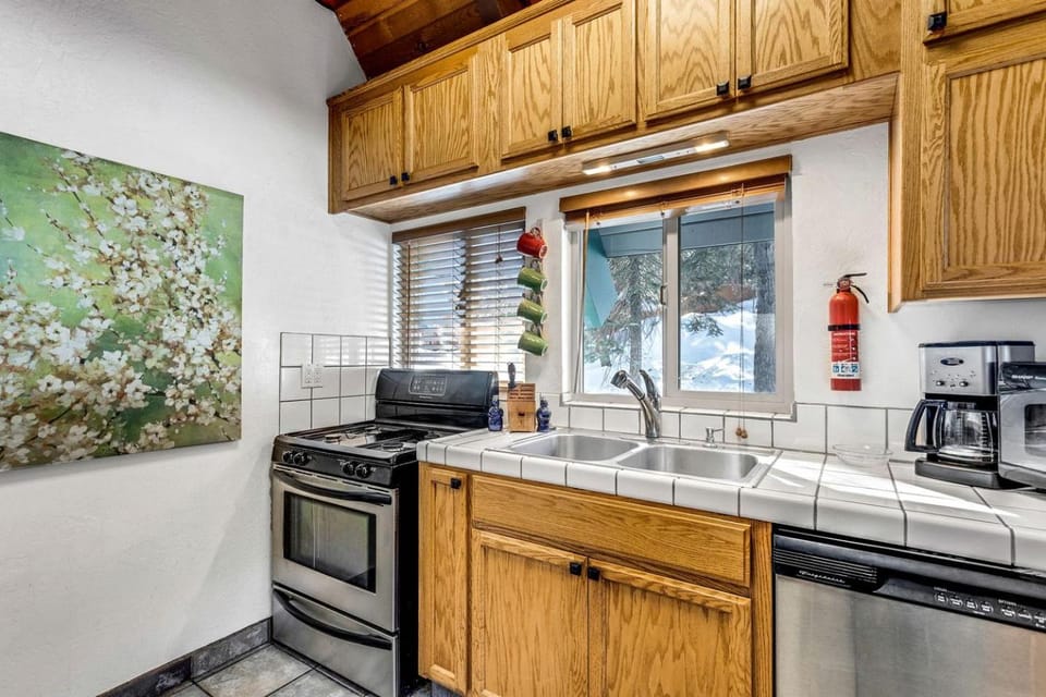 Multi-Family Cabin In Great Location! - Home #183 in Bear Valley, California Cabin in Bear Valley