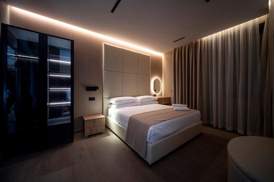 Bed, Bedroom, wardrobe