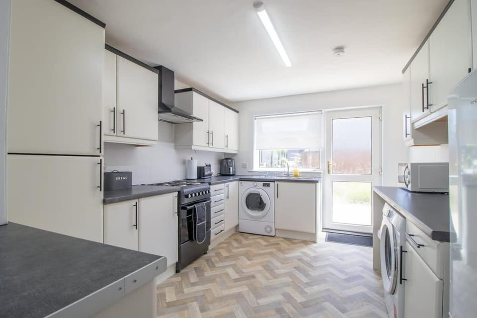 Niven Nook - 3 Bedroom House, Kilmarnock House in Kilmarnock