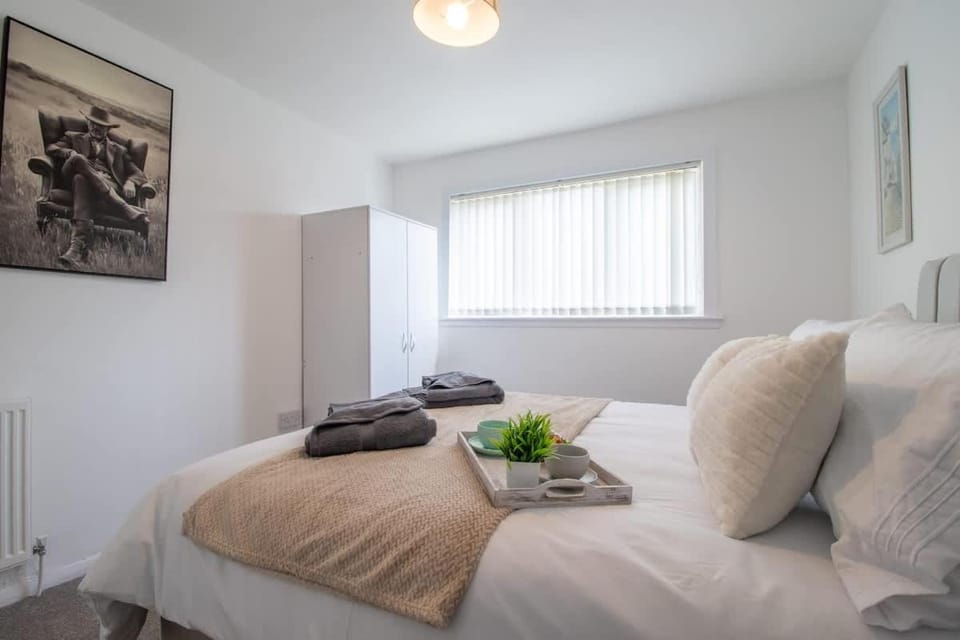 Niven Nook - 3 Bedroom House, Kilmarnock House in Kilmarnock
