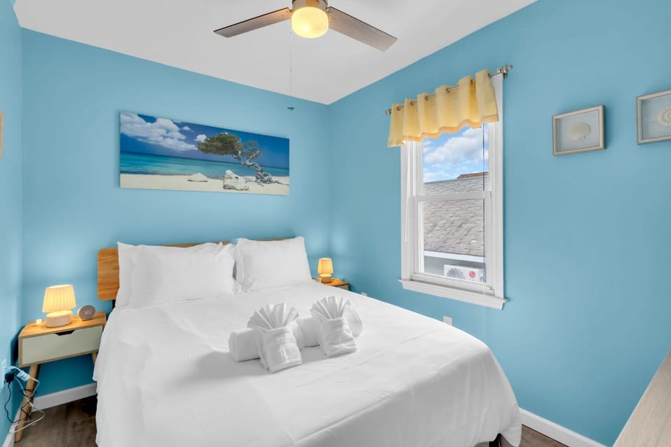 Coffee Linens+Towels Prof Cleaned Game Room House in Seaside Heights
