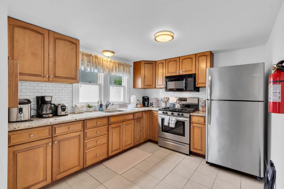 Fast WiFi Keurig Wsher/ Dryer Outdoor Dining House in Seaside Heights