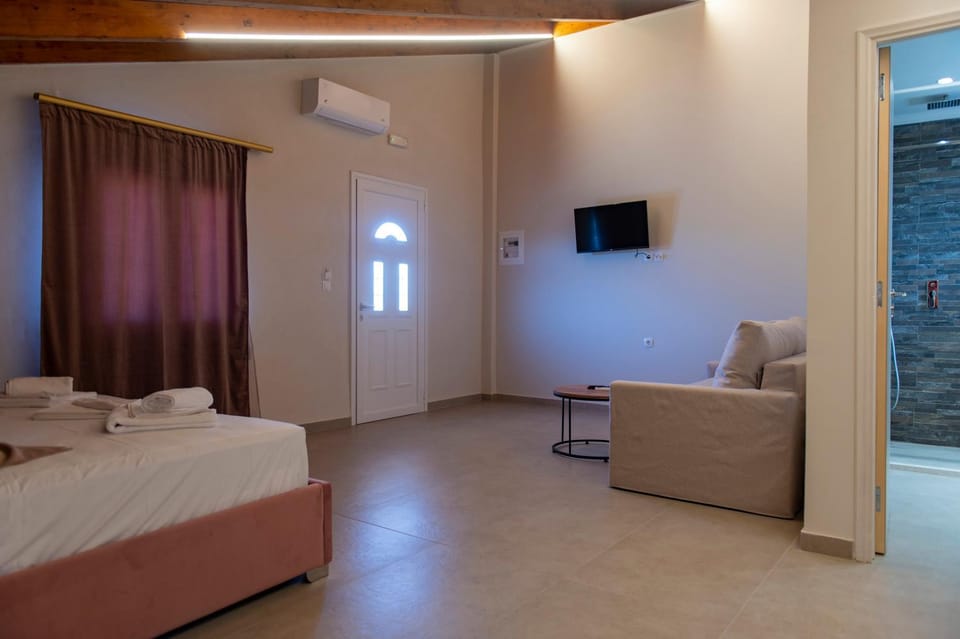 PERDIKA's HORIZON Vacation rental in Peloponnese, Western Greece and the Ionian
