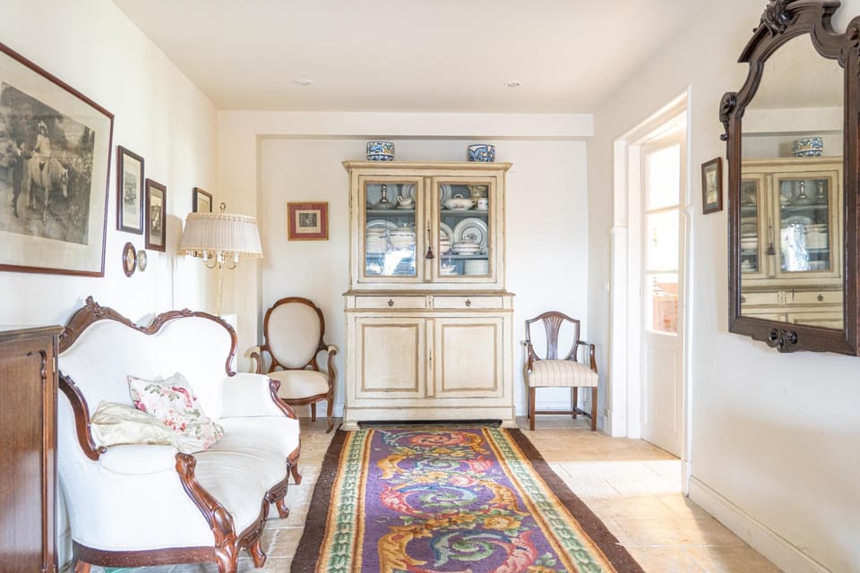 Property building, Living room