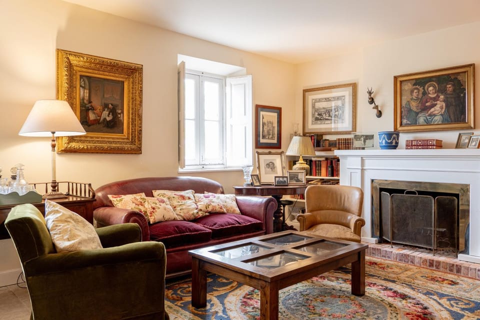 Property building, Living room