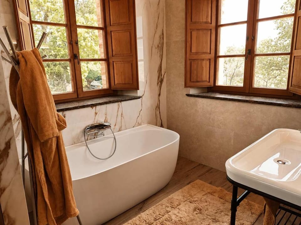 Bathroom, Bath
