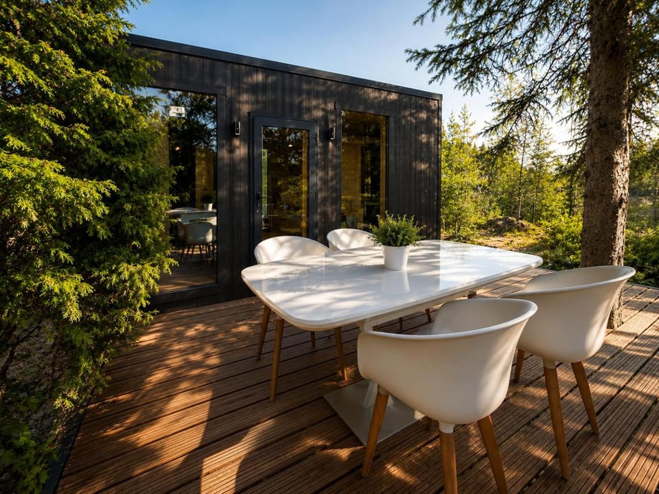 Hunters Cabin Panoramic Windows Hot Tub Projector Alpaca and Deer Park Cabin in Latvia