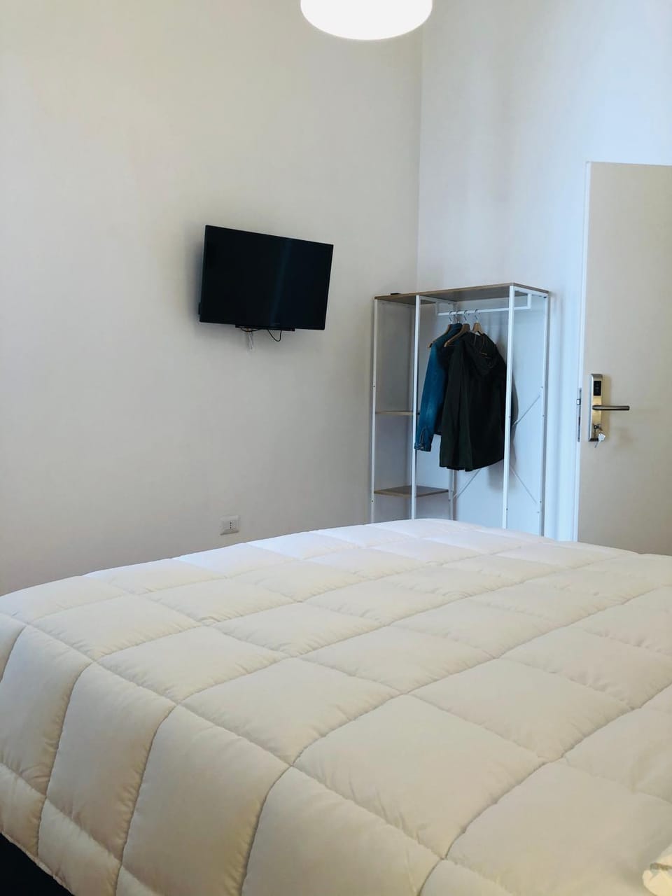 Bed, Decorative detail, Bedroom, towels, wardrobe, air conditioner, air conditioner