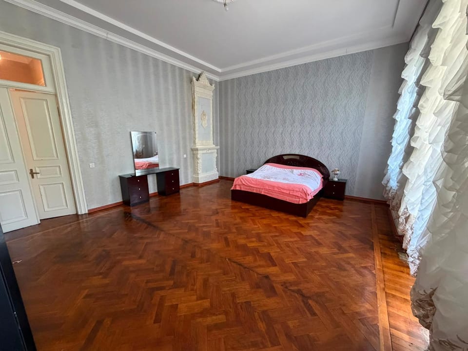 Emporio Armani binasi Apartment in Baku