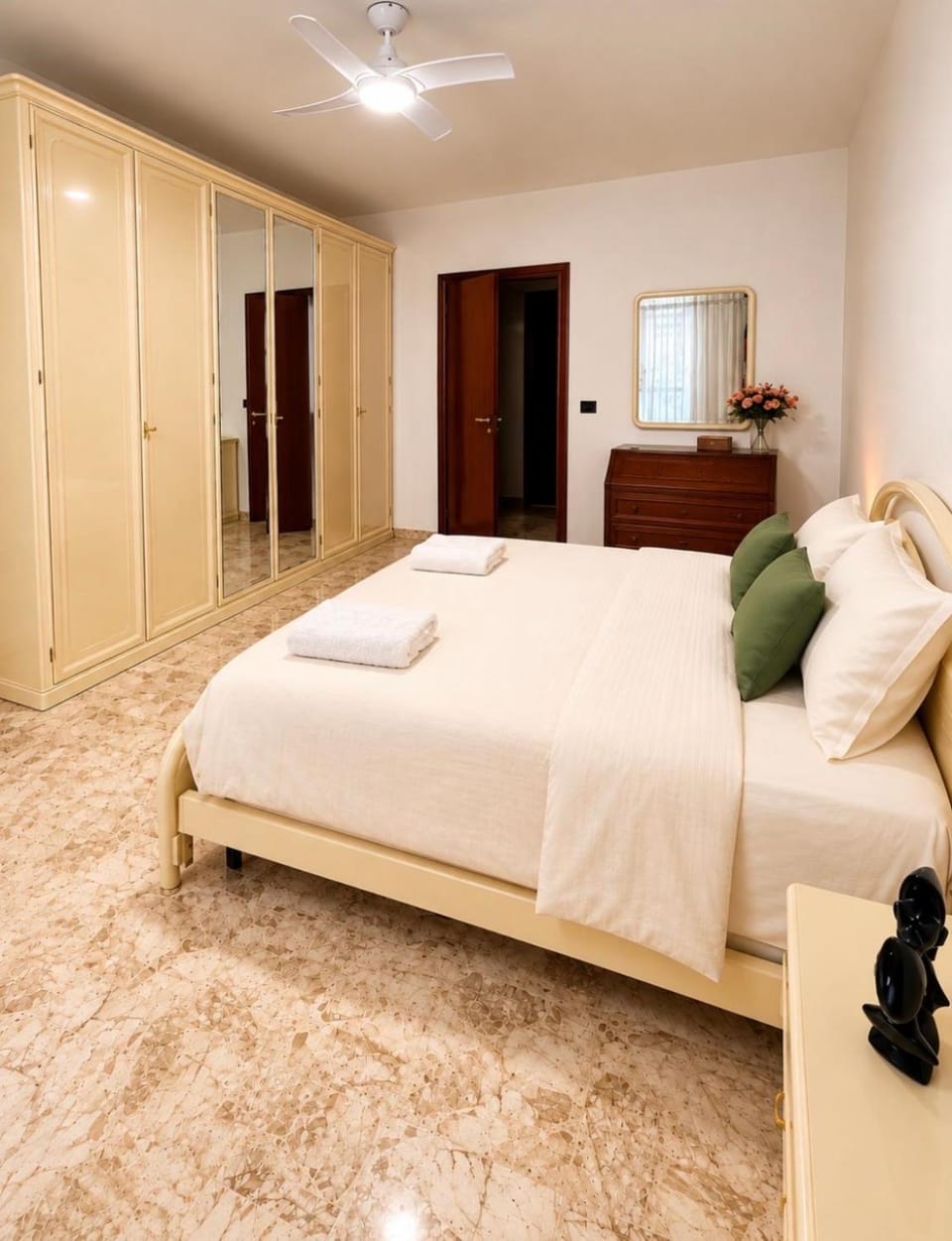Bed, Photo of the whole room, Bedroom, towels, wardrobe
