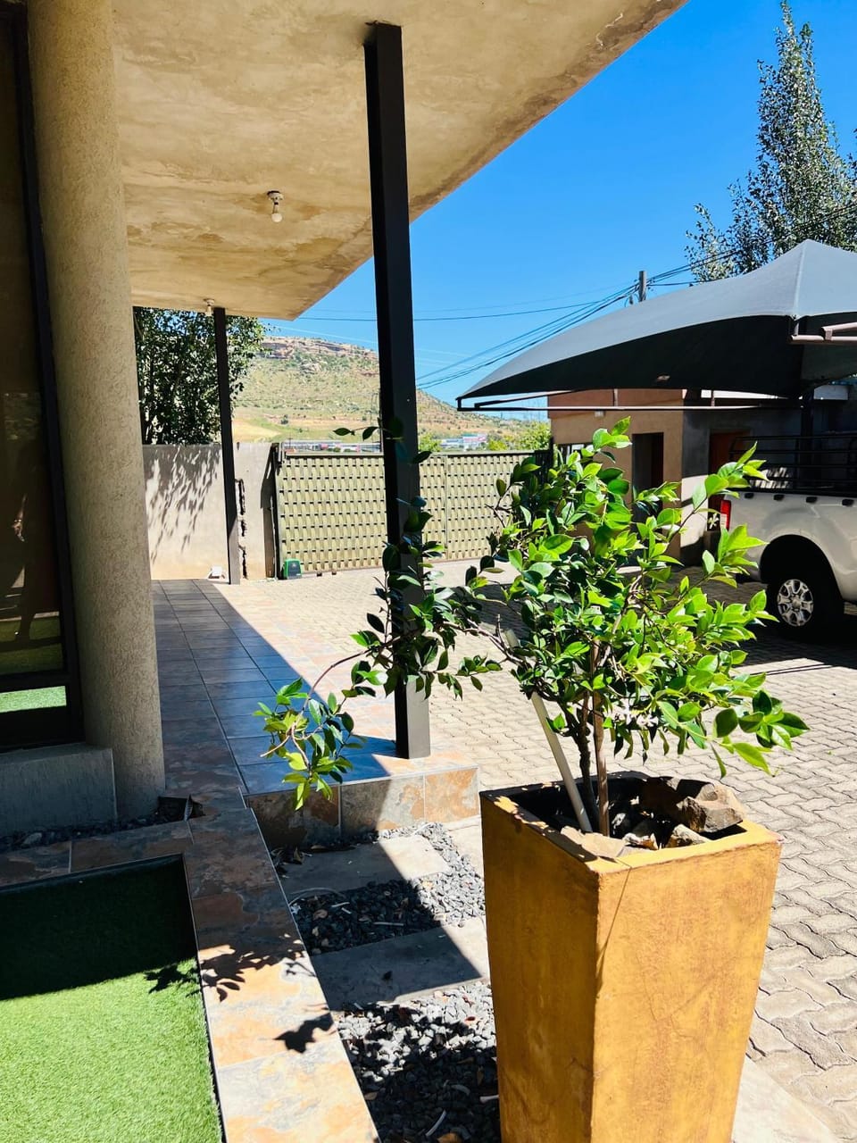 Mosia Guest House Bed and Breakfast in Africa