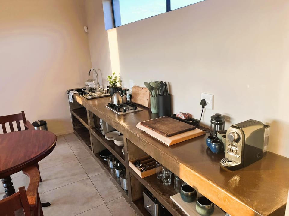 Coffee/tea facilities, Kitchen or kitchenette, kitchen, kitchen