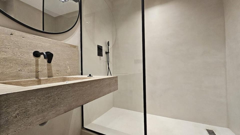 Casa Center Luxurious 2BR Wi-Fi, Parking AC Apartment in Casablanca