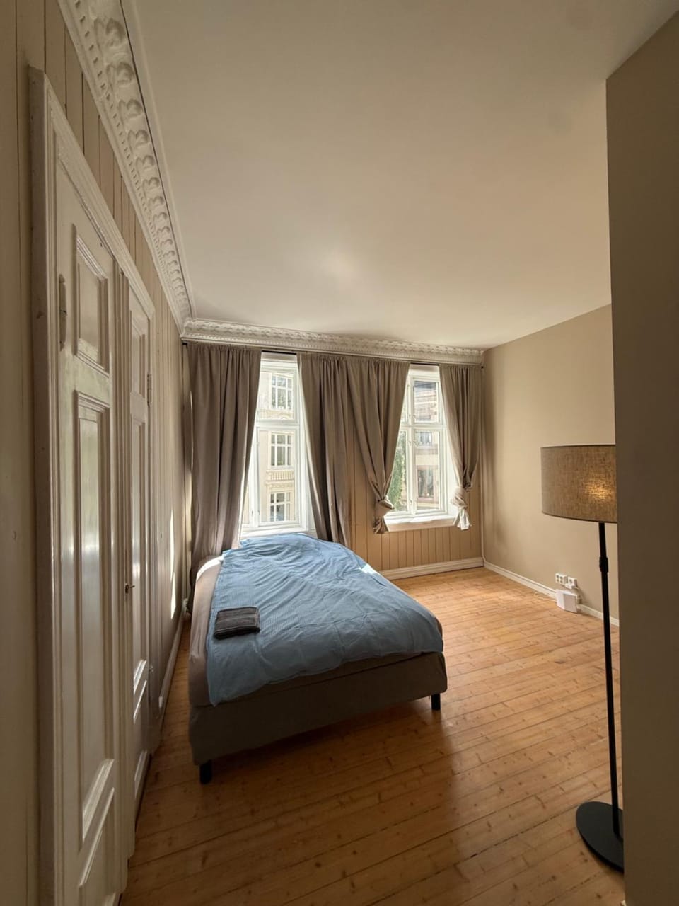 Stor leilighet ved Slottsparken Apartment in Oslo