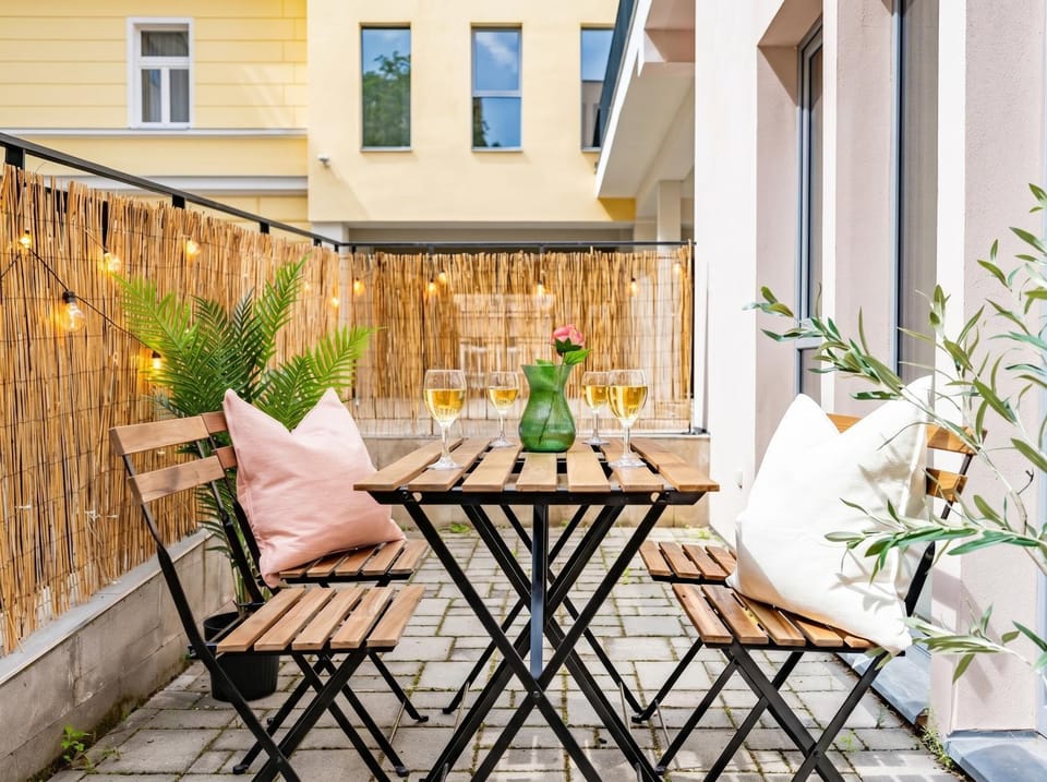 Balcony/Terrace, Balcony/Terrace