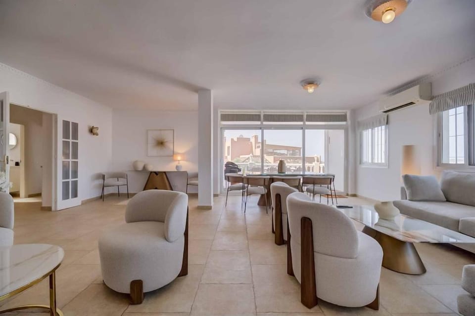 143 - Spacious Villa with Private Pool & Stunning Views Villa in Fuengirola