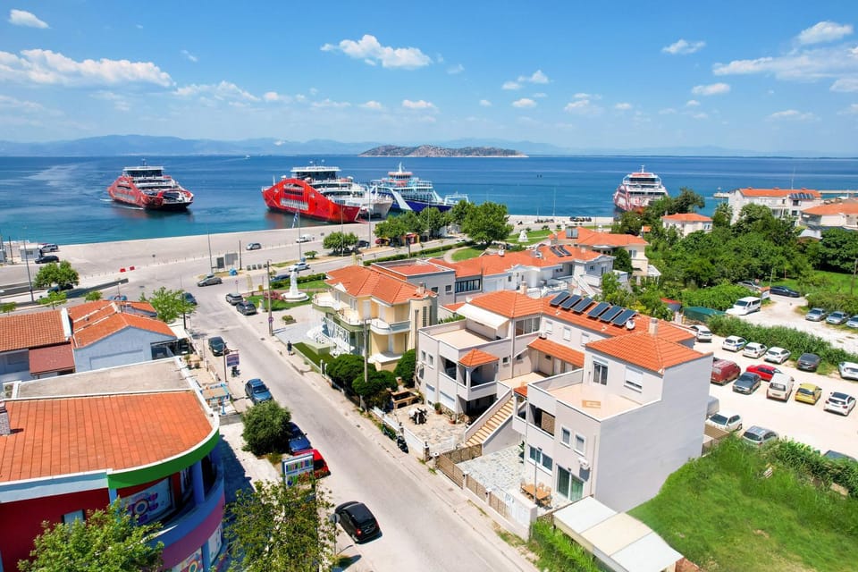 Property building, Bird's eye view, Location