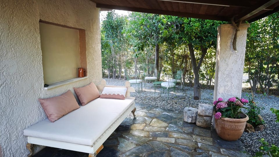 Garden, Balcony/Terrace