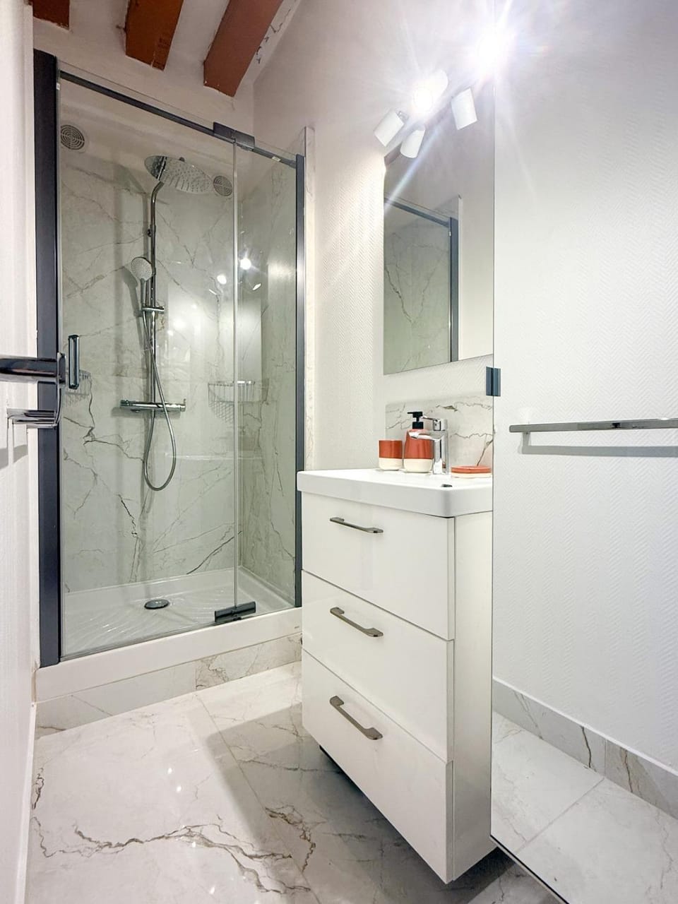 Superbe 2 pièces rénové en hyper centre-ville Apartment in Chartres