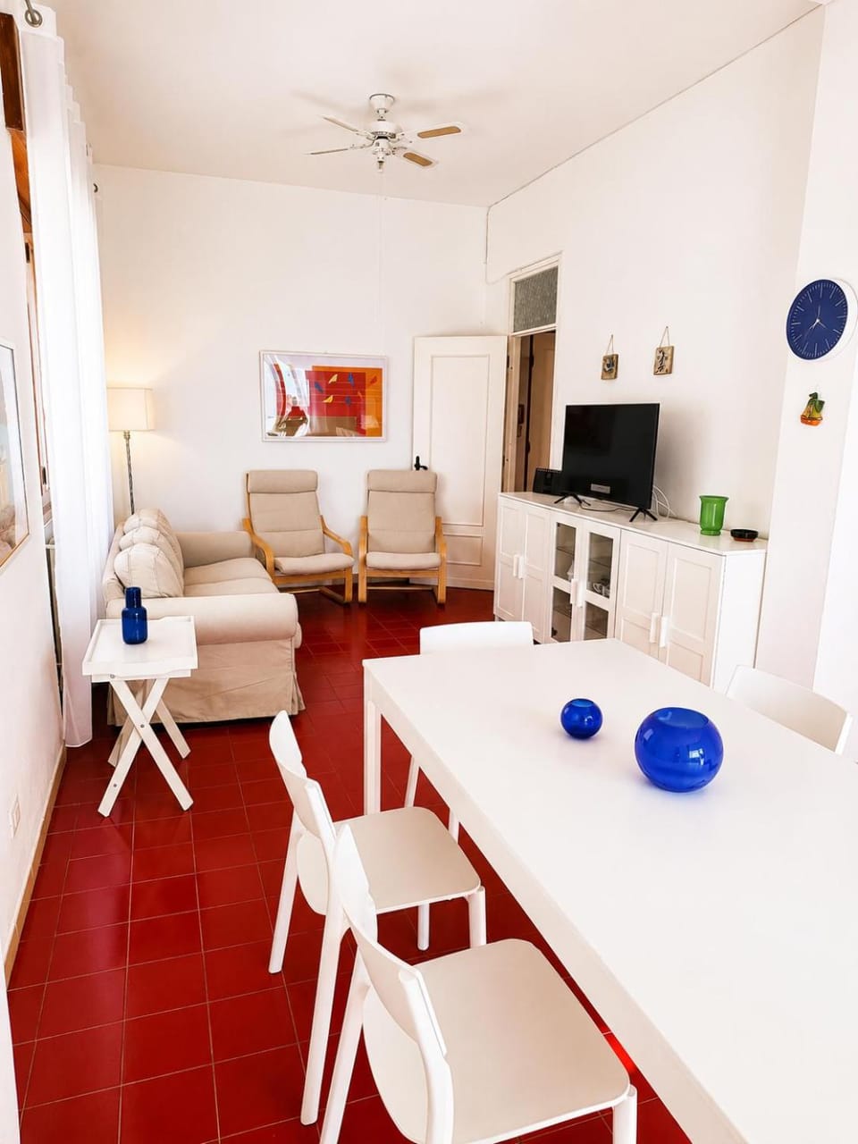 Communal lounge/ TV room