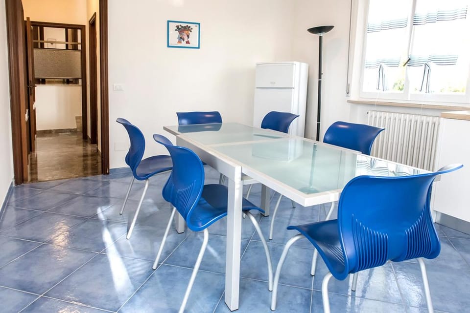N235 - Numana, ampio appartamento con terrazzo vista mare Apartment in Marche