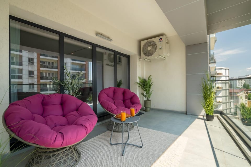 Patio, Day, View (from property/room), Balcony/Terrace, Seating area