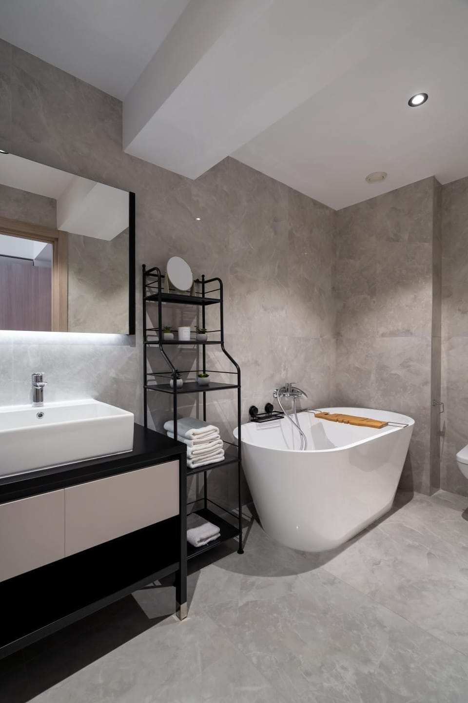 Hot Tub, Bathroom, Bedroom, Bath, towels
