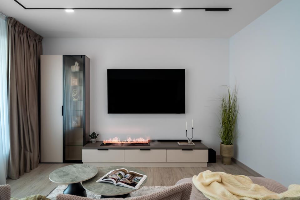 Bed, TV and multimedia, Photo of the whole room, Evening entertainment, Bedroom