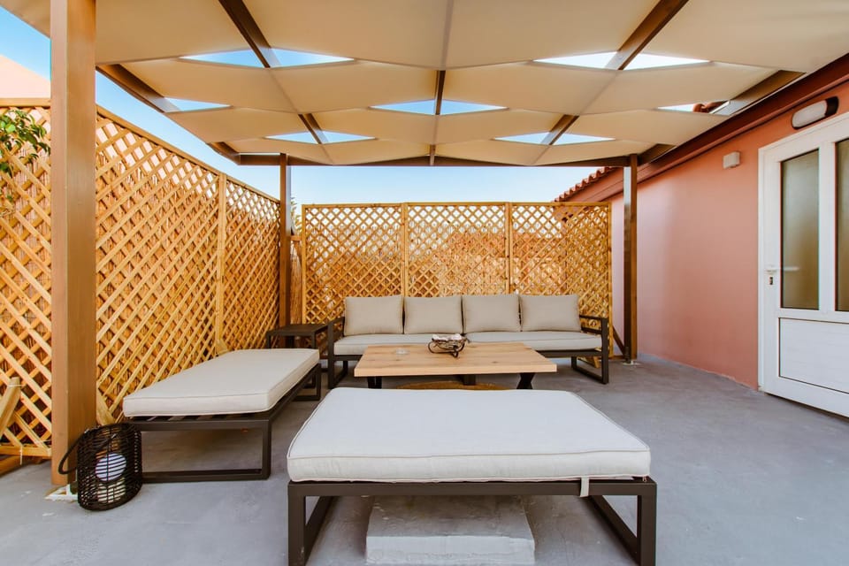 Patio, Day, View (from property/room), Balcony/Terrace, Balcony/Terrace, Living room, Seating area, Dining area