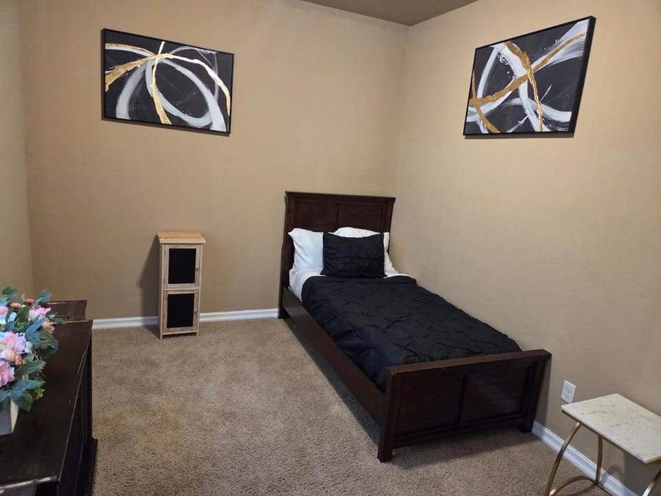 Bed, Bedroom