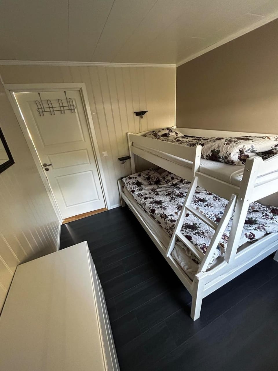 Great newly renovated apartment with 6 beds Apartment in Trondelag