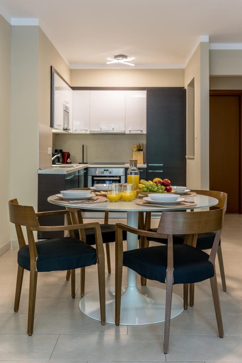Kitchen or kitchenette, Living room, Dining area