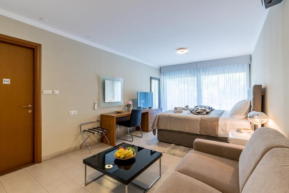 TV and multimedia, Bedroom