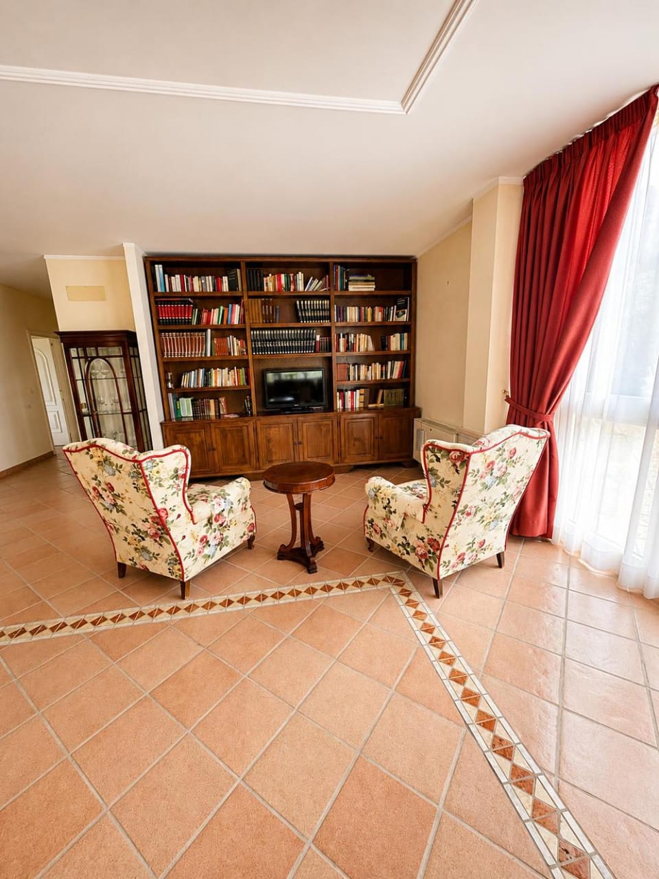 Library, Living room, Seating area