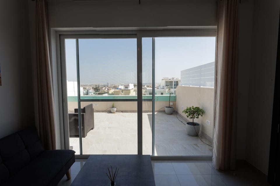 Patio, Natural landscape, View (from property/room), Balcony/Terrace, Living room, Seating area