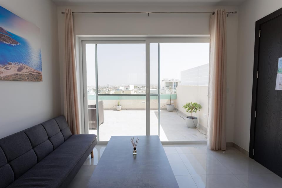 Natural landscape, Living room, Seating area
