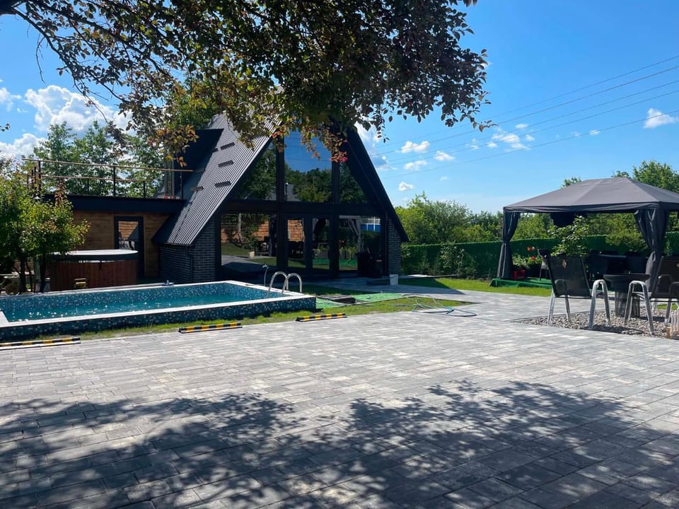 Green Escape Villa in Moldova