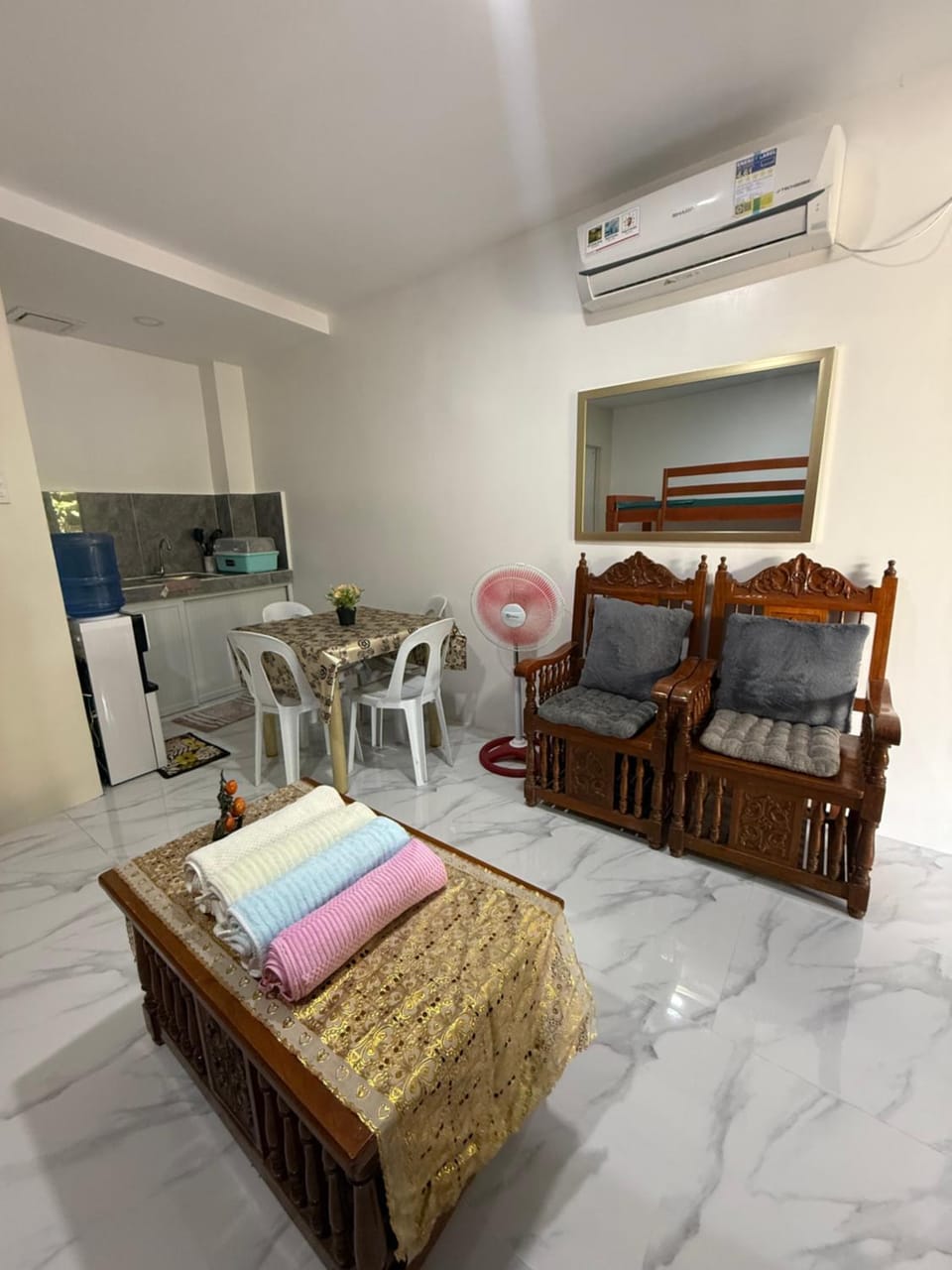 MCJO Room Rental Bed and Breakfast in Cordillera Administrative Region