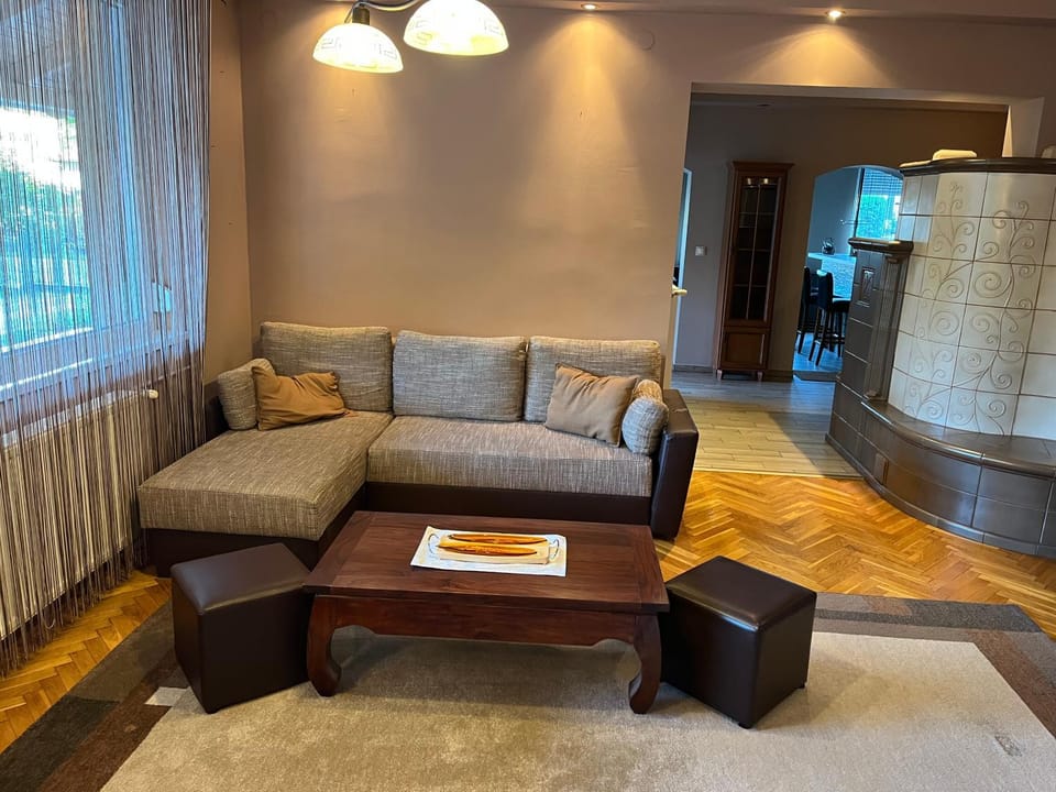 Pauzo Platán Apartment in Hungary