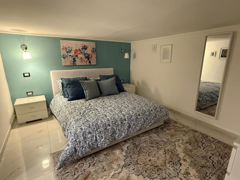 Living room, Bedroom