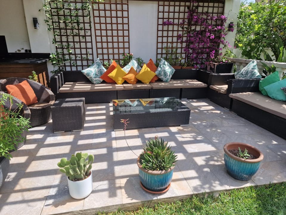 newly renovated Large villa with garden House in Alt Empordà