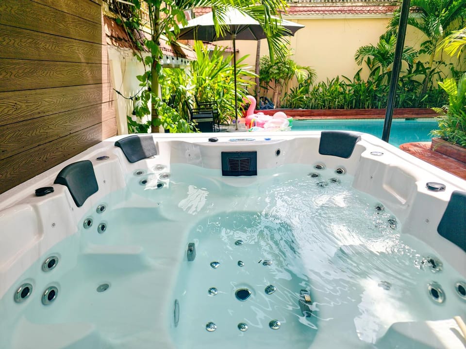 Day, Garden, Hot Tub, Garden view, Pool view, Swimming pool, Bath