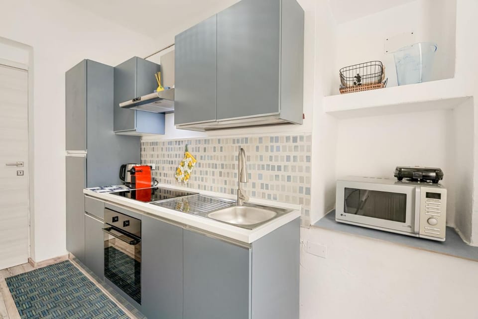 LemonTree-Air conditioning-Near the station Apartment in La Spezia