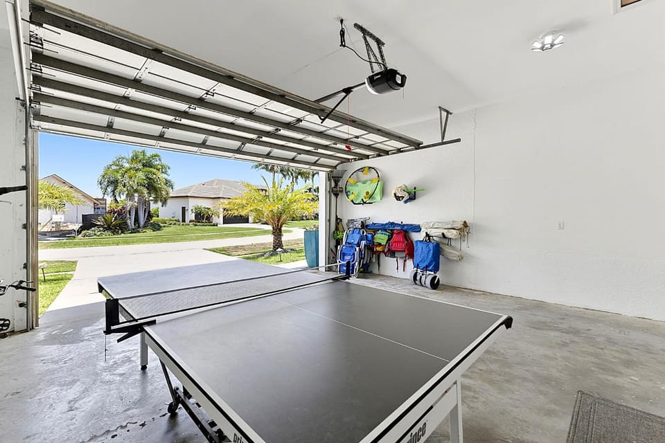 Table tennis