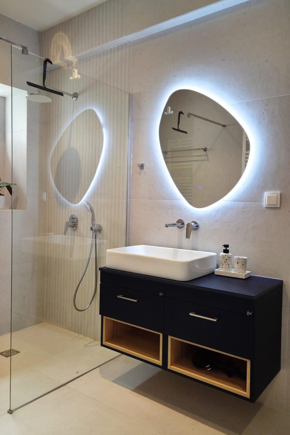 Ydras146 Loft Apartment in Messenia
