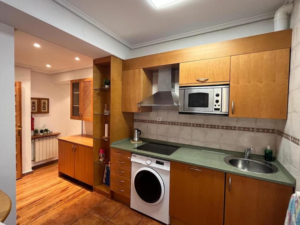 Apartamento en la villa medieval de Antoñana Apartment in Basque Country