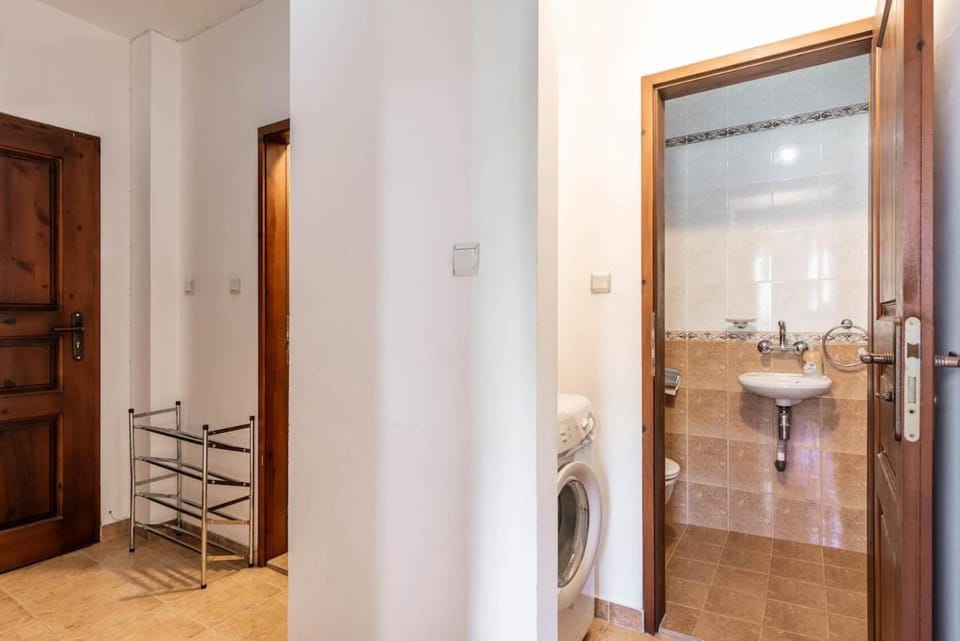Spacious 2BR apartment in the center Apartment in Varna