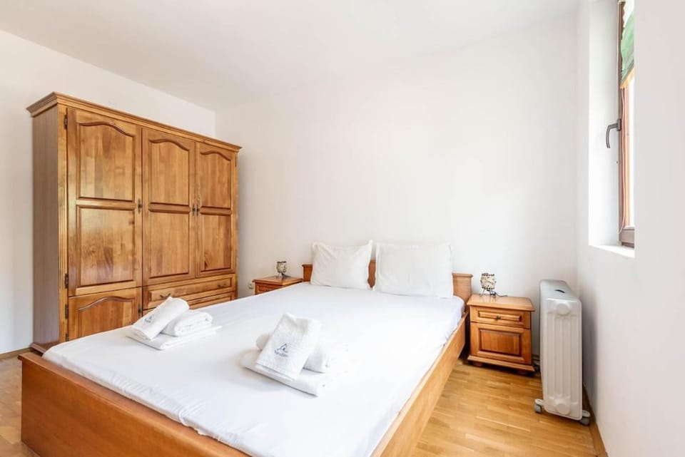Spacious 2BR apartment in the center Apartment in Varna
