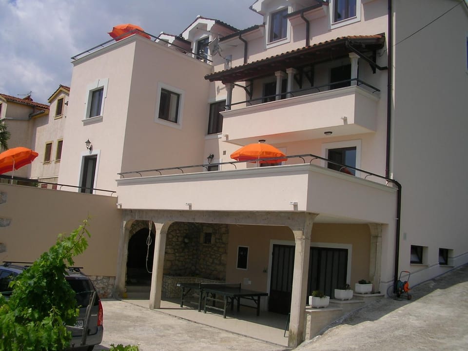Property building, Table tennis, View (from property/room), Balcony/Terrace